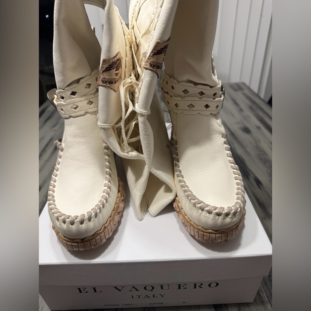 El Vaquero Italy Artemide Camel Blanche Wedge Moccasin Boots Size 40 NIB - Picture 4 of 16